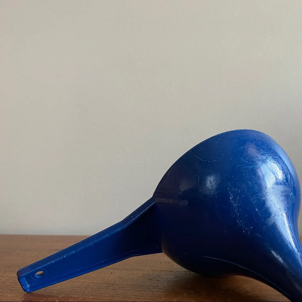Large Blue Plastic Tupperware Funnel Kitchen Tool Hershey Kiss Mold Vintage